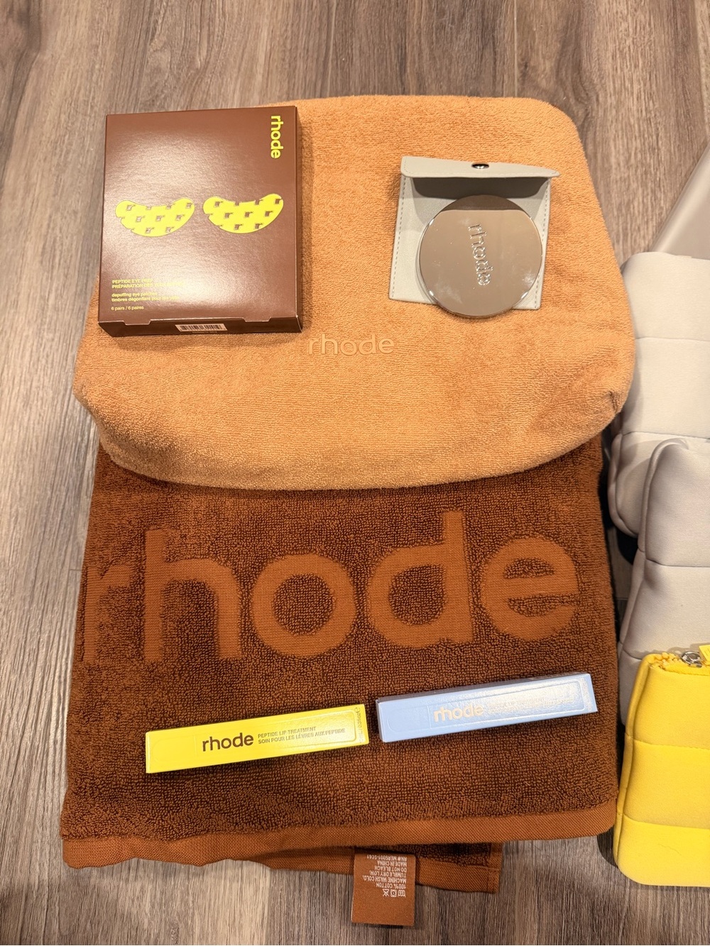 Rhode Bundle - Picture 3 of 9